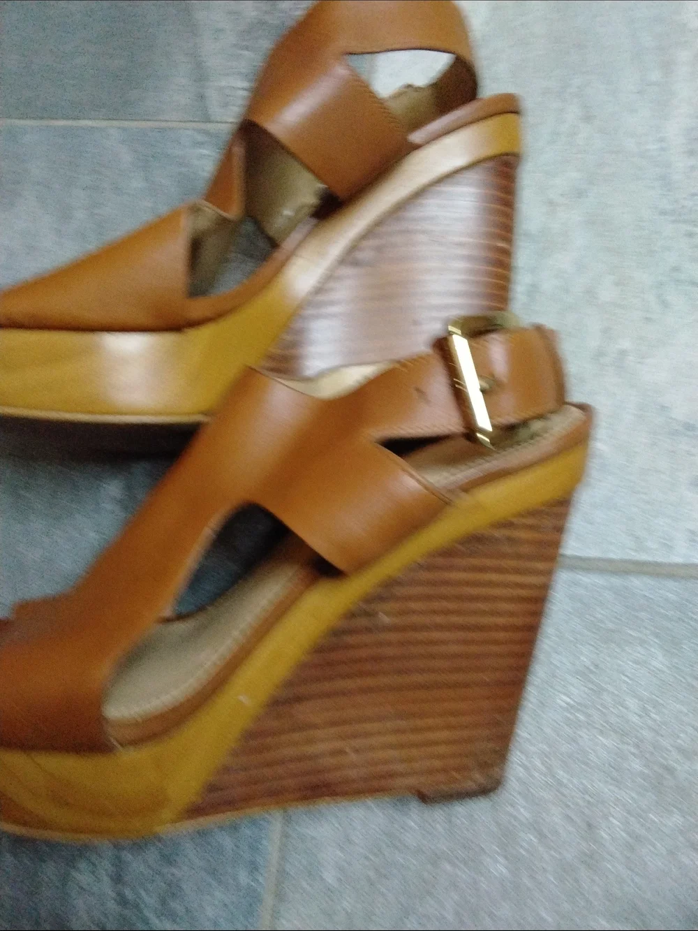 Michael Michael Kors Tan Leather Open-Toe Women’s Sandals